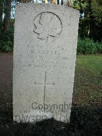 Brookwood Military Cemetery - Van Nes, Henry